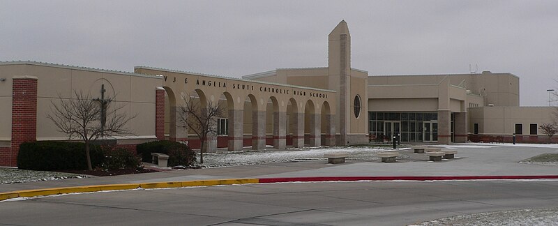 File:Skutt High School 2.JPG