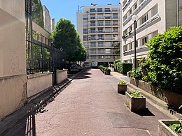 Square Saint-Irénée makalesinin açıklayıcı görüntüsü