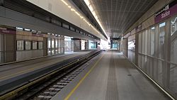 Stadion (Vienna U-bahn Station).jpg