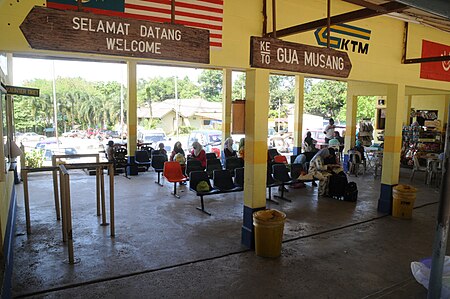 Stesen_keretapi_Gua_Musang