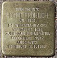 Horst Fröhlich vor der Fruchtallee 115