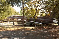 Мемориален „СУ-22“ пред Клуба на летците