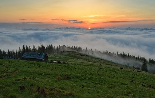 Sunrise over Polonyna Labieska Carpathian National Park 26-110-5020 DSC 0349