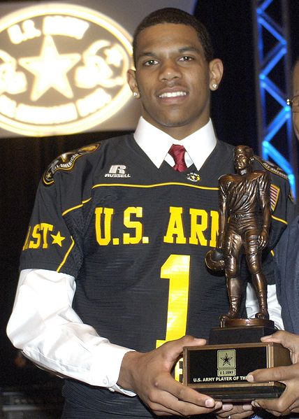 File:Terrelle Pryor Army player of the year.jpg