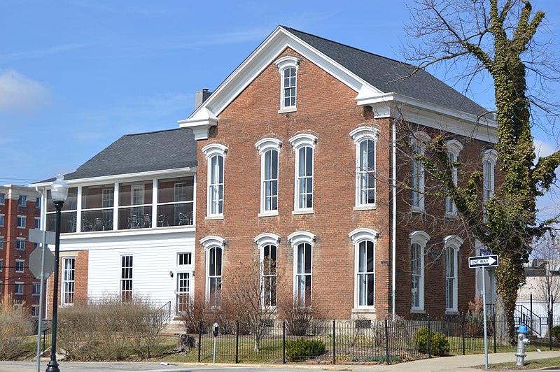 File:Topolgus Building from southeast.jpg