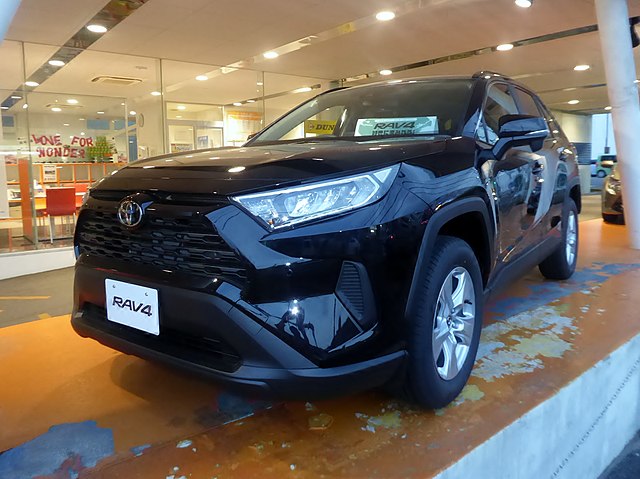 トヨタ ＲＡＶ－４ 6BA-MXAA52 Fバンパーフェース X 070 ※31/4~ 白パール 52119-42B20 52119-4A925-A1