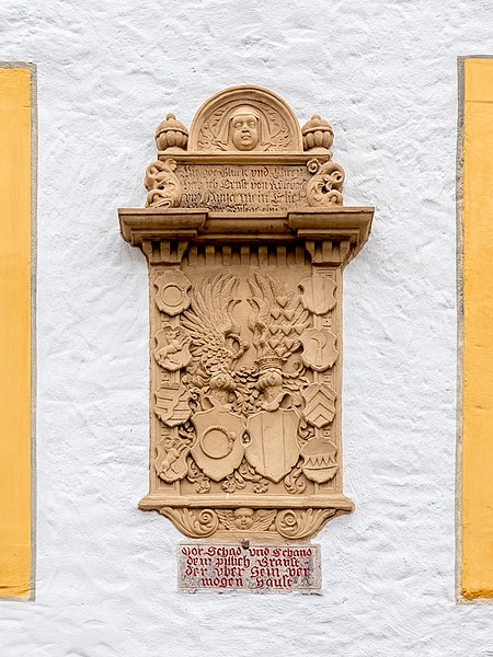 File:Trunstadt Wappen am Schloß P2RM0221.jpg