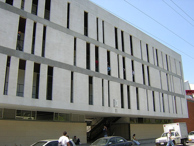 File:UPB-Bloque11-Medellin.JPG