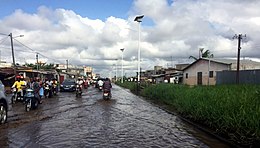 Une rue de Cotonou après la pluie.JPG