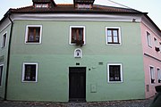 Čeština: Dům ve Věžní ulici č. 58 v Prachaticích, jižní Čechy. English: House in Věžní street no. 58 in Prachatice. South Bohemian Region, Czechia. This is a photo of a cultural monument of the Czech Republic, number: 46384/3-3492. Památkový katalog  · MIS  · hledat obrázky  · hledat seznamy  · Wikidata