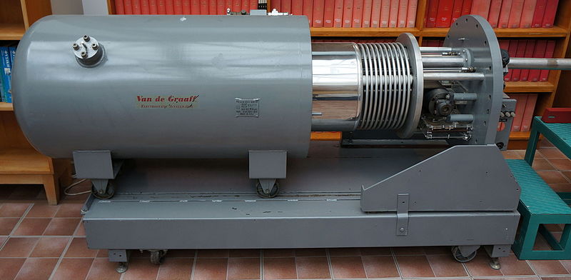 File:Van de Graf Electrostatic Accellerator (NCSR Demokritos) Close-up.jpg