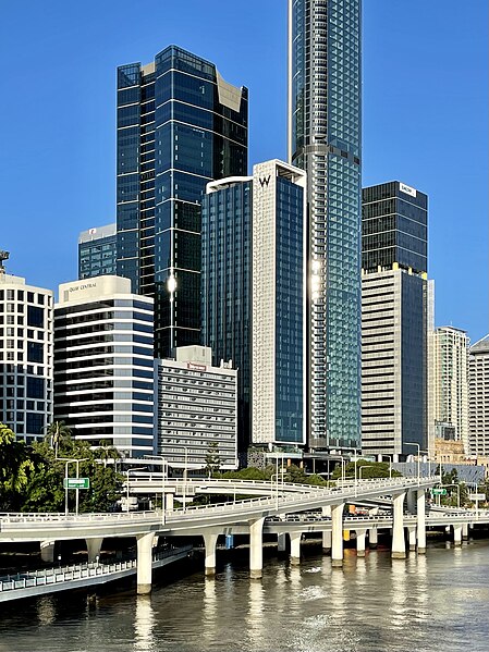 File:W Brisbane, 300 George, Brisbane Quarter, April 2021.jpg