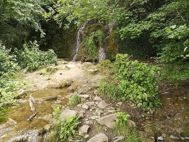 File:Waterfall at the Rye River.jpg