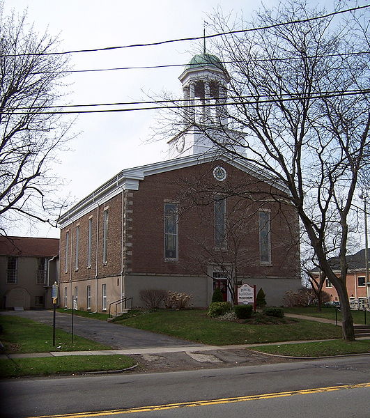 File:Webster (New York) Baptist Church.jpg