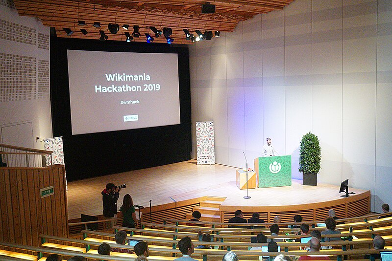 File:Wikimania 2019 Hackathon - B.jpg