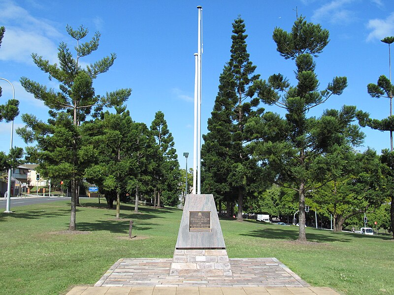 File:Windsor war memorial monument 1.jpg