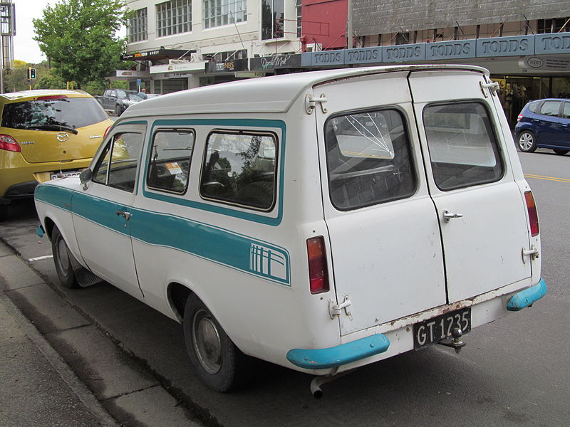 File:1974 Ford Escort Van (13713207593).jpg