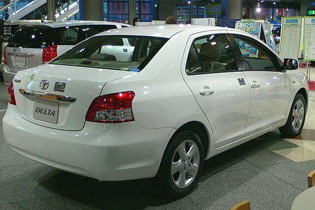 2005 Toyota Belta 1.3 G (SCP92; pre-facelift, Japan)