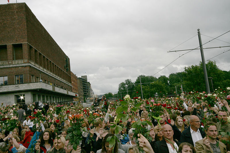 File:2011 Norway attacks flower march 2.jpg