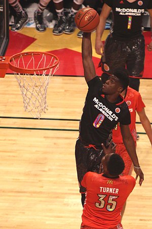 20140402 MCDAAG Emmanuel Mudiay tomahawk dunk (2).JPG