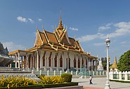 2016 Phnom Penh, Pałac Królewski, Srebrna Pagoda (15).jpg