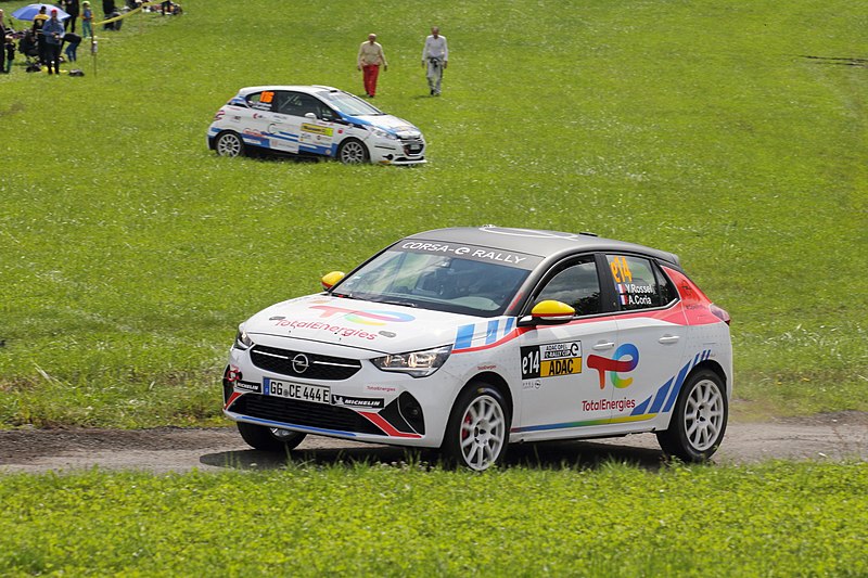 File:2021 Barum Czech Rally Zlín - ADAC Opel e-Rally Cup - Rossel.jpg