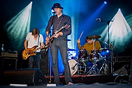 22-Pistepirkko - Ilosaarirock 2008.jpg