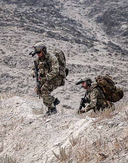 Soldiers from the 5th Special Forces Group conduct sensitive site exploitation training