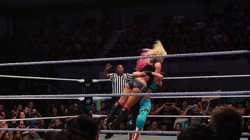 File:Alexa Bliss vs. Bayley 2017-05-12 22-17-41 ILCE-6500 DSC05412 (33921872543).jpg