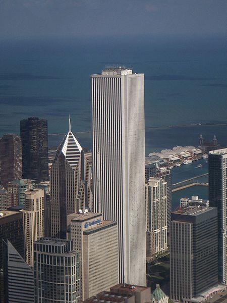 File:Aon center.JPG