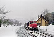 営業当時の熱塩駅と客車列車 （1980年3月20日）