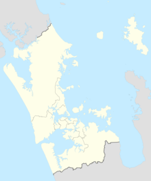Auckland Council 2019 Wards Outlined Blank.png