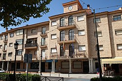 Ayuntamiento de Argés.JPG