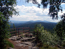 Blick von der Böhmischen Aussicht zum Jeschken (rechts)