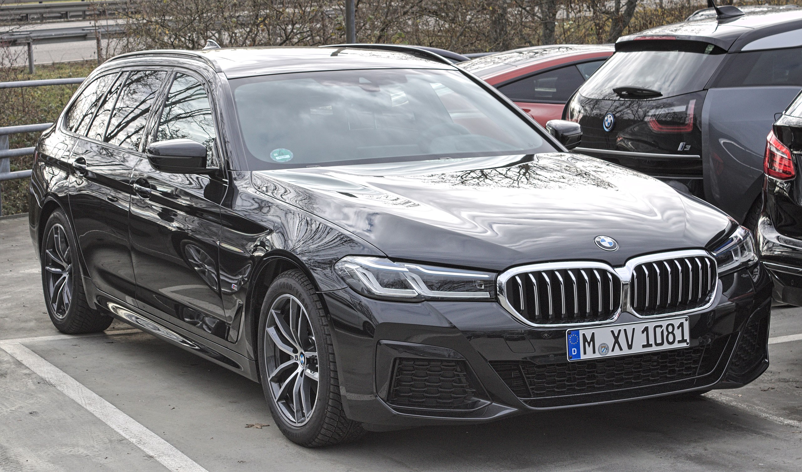 File:BMW G31 520i FL IMG 3368.jpg - Wikimedia Commons