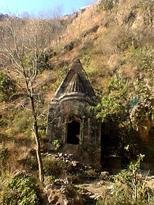 Khiratta shahridagi Banganga ibodatxonasi, Pakistan.jpg