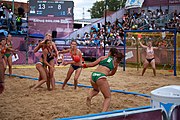 Deutsch: Beachhandball bei den Olympischen Jugendspielen 2018 in Buenos Aires; Tag 7, 13. Oktober 2018; Mädchen, Spiel um Platz Drei – Ungarn-Niederlande 2:0 English: Beach handball at the 2018 Summer Youth Olympics in Buenos Aires at 13 October 2018 – Girls Bronze Medal Match – Hungary-Netherlands 2:0 Español: Handball de playa en los Juegos Olimpicos de la Juventud Buenos Aires 2018 en 13 de octubre de 2018 – Partido por la medalla de bronce femenino - Hungría-Países Bajos 2:0