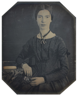 Black-white photograph of Emily Dickinson2