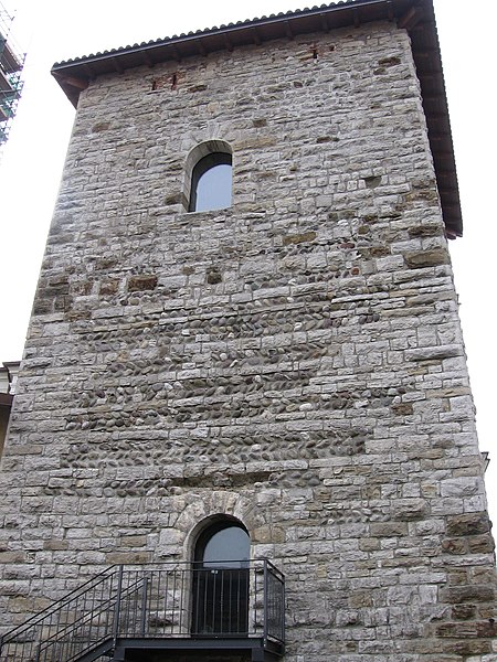 File:Bolgare torre 01.jpg