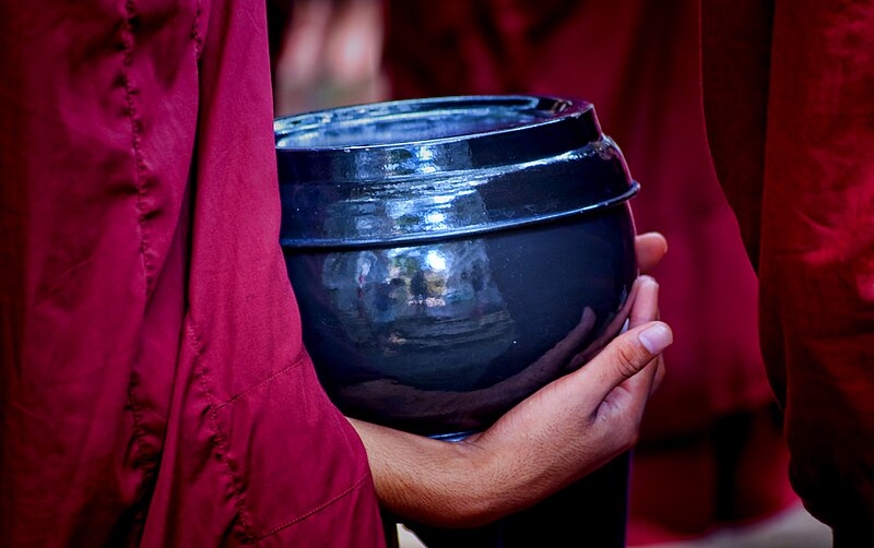 File:Buddhism Myanmar 7.jpg