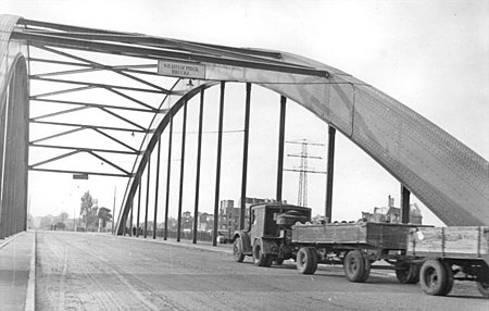 Bundesarchiv Bild 183 16785 0004, Magdeburg, Wilhelm Pieck Brücke