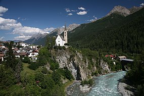 Scuol: Geografio, Najbaraj komunumoj, Trafiko