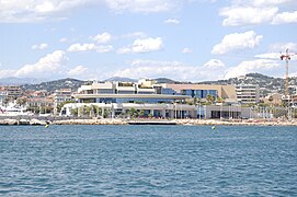 Le Palais des festivals et des congrès de Cannes.