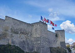 Chateau Caen.jpg