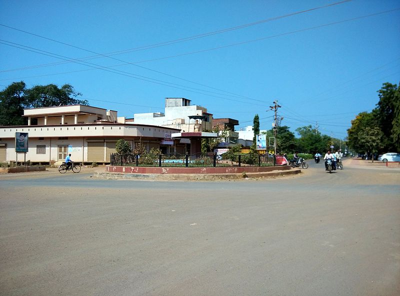 File:Chopra Circle, Neemuch.jpg