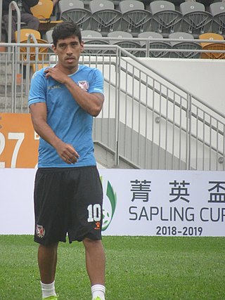 <span class="mw-page-title-main">Cleiton (footballer, born December 1986)</span> Brazilian footballer