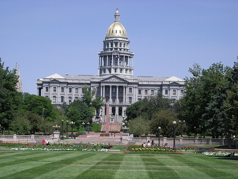 File:Colorado State Capitol July 2007.jpg