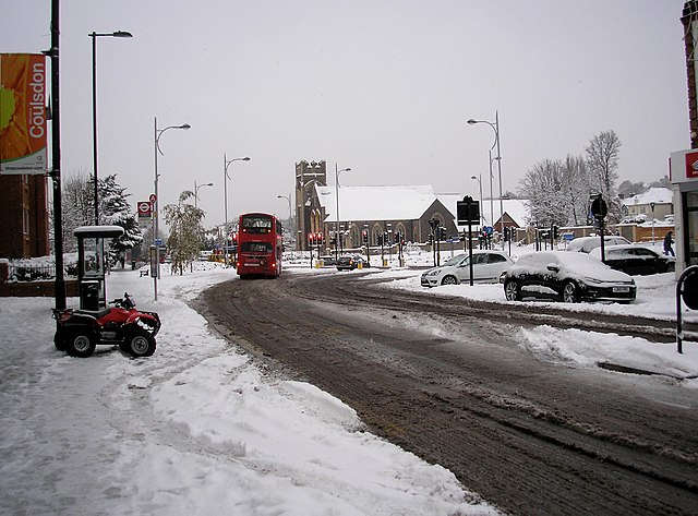 640px-Coulsdon,_Brighton_Road_in_the_snow_-_geograph.org.uk_-_2196273.jpg (640×473)