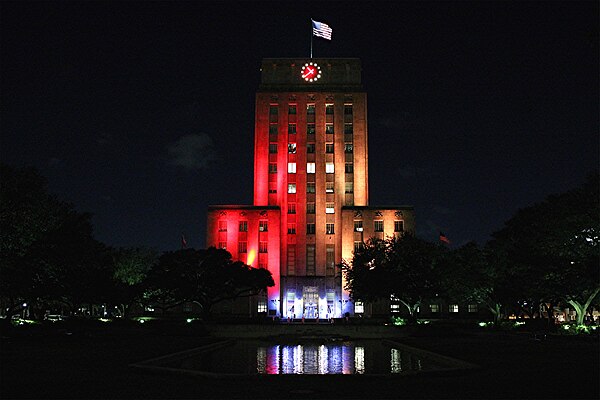 Houston City Hall in Yates' crimson and gold in honor of George Floyd in June 2020