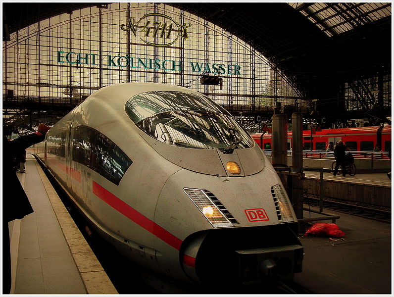 File:DB INTER CITY EXPRESS ICE TRAIN AT HAUPT BANHOFF KOLN GERMANY JULY 2012 (7725235534).jpg